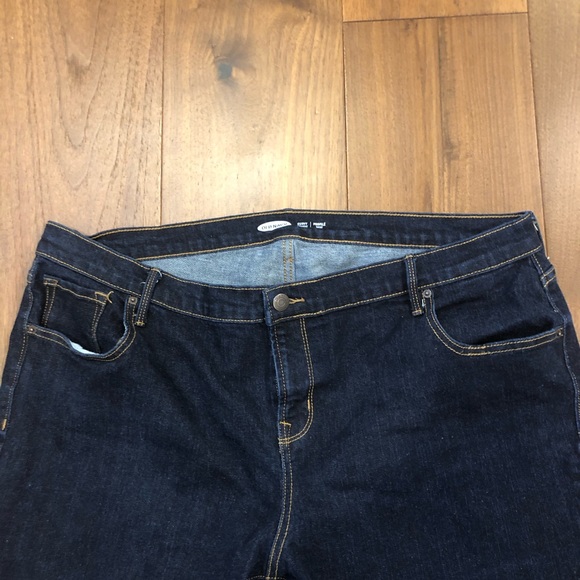 Old Navy Curvy Straight Jeans sz 18 petite - Picture 4 of 5